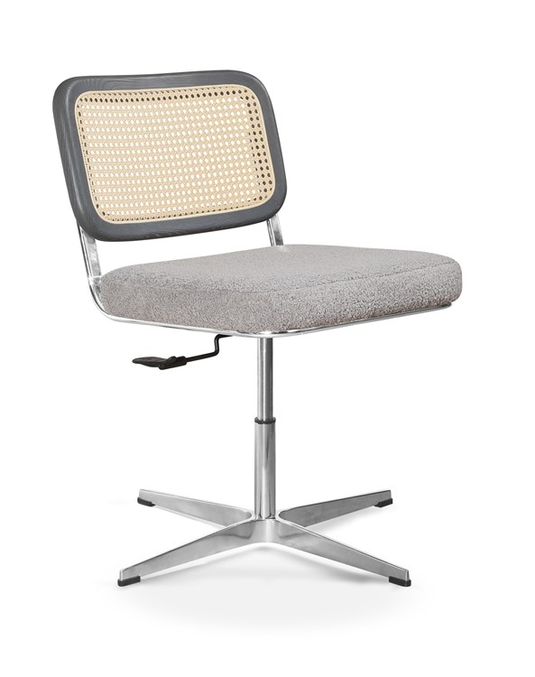 0.092CBM Rattan Task Modern Executive Desk Chair 70cm BIFMA