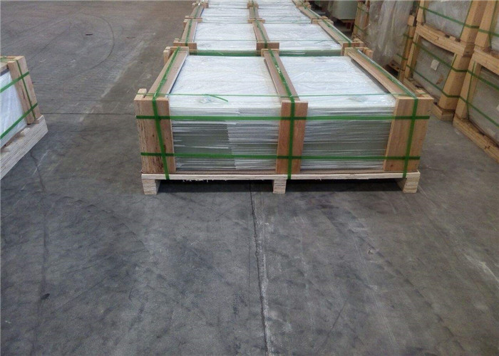 Economical Low Iron Solar Glass 4mm Thickness Ultra Clear Solar Panel Glass