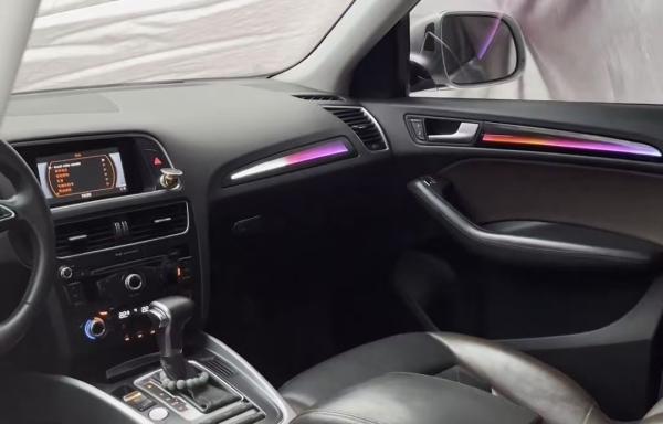 Ambient lights Streamer behavior piano black (Mold design) for Audi Q5 (2010