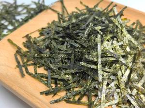 China Umami Taste Roasted Seaweed Nori Flakes Powder Porphyra Yezoensis Seasoning factory