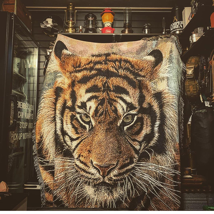 Y-Z Tiger Tapestry Cozy Sofa Cover Afghan Blankets Bohemian Cotton Picnic Rug Blanket