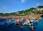 4 - 6m Width Water Park Equipment Family Commercial Lazy River Customized Length