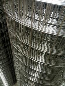 China Stainless 304 316 316L Welded Wire Mesh 1.5mm Wire Diameter Hole Size 50x50mm factory