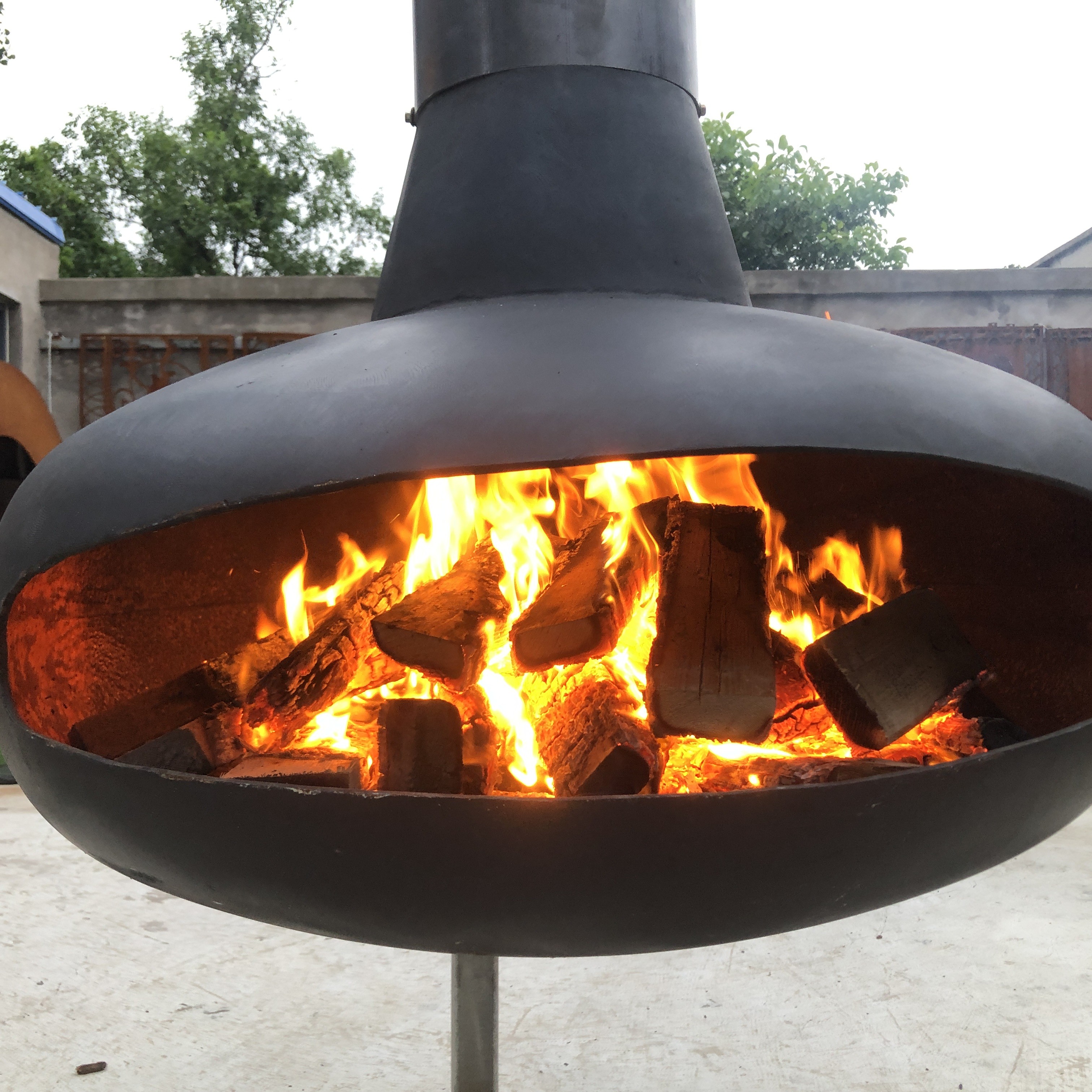 Eco Friendly Indoor Wood Burning Fire Pits Rotating Fireplace Non Rusting