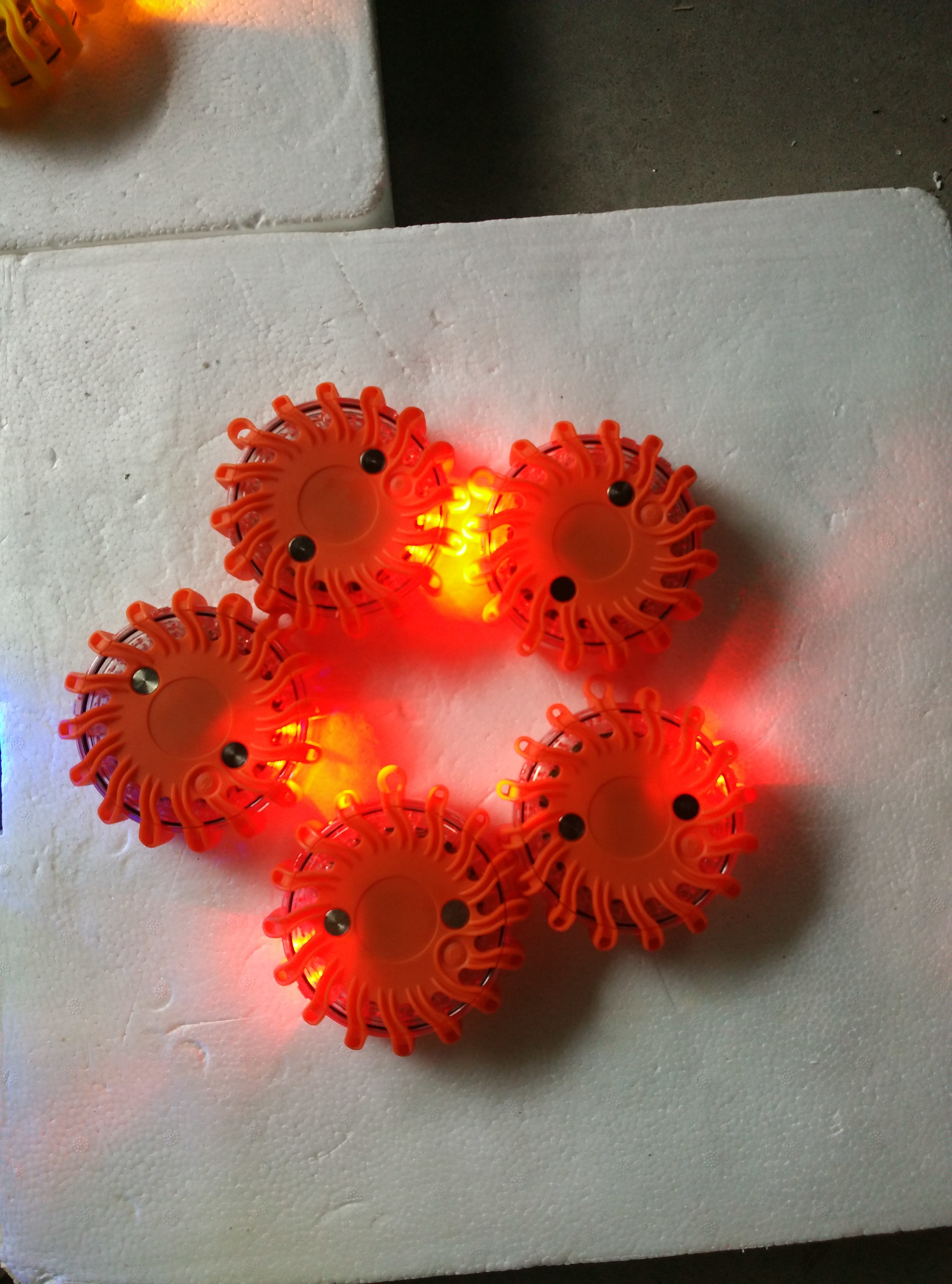 Emergency Disc Traffic Signal LED Warning Lights Hand Tools