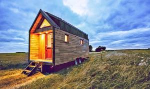 China Single Family Light Steel Prefab Modular Home Tiny House on Wheels Micro Mobile Unit factory