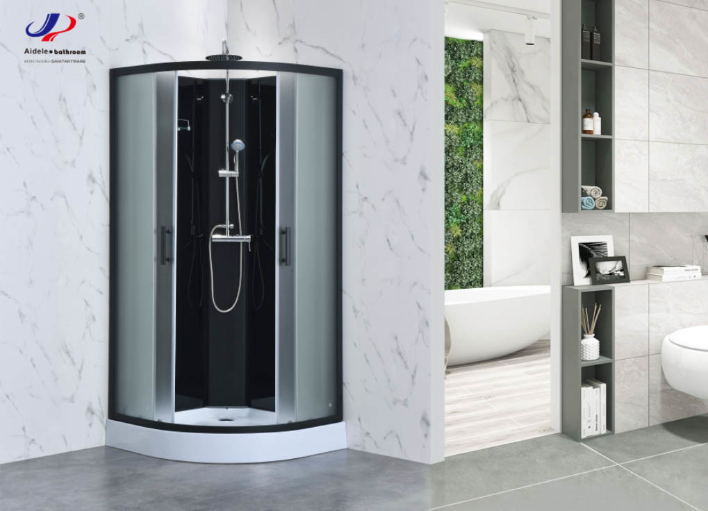 Quadrant Shower Room With Matt Black Profile Frame And 4/5mm Tempered Glass