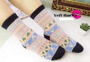 China 2015 Hot selling customized christmas deer patterned design cosy cotton socks for women factory