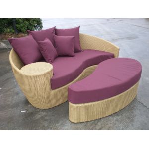 China Fashion Brown Outdoor Rattan Daybed , Garden / Patio Furniture on sale