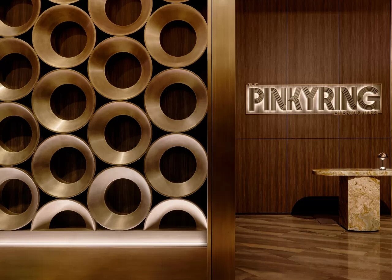 Bespoke One-Stop Shop Luxury Furniture For Large Shops High End Villas Hotels