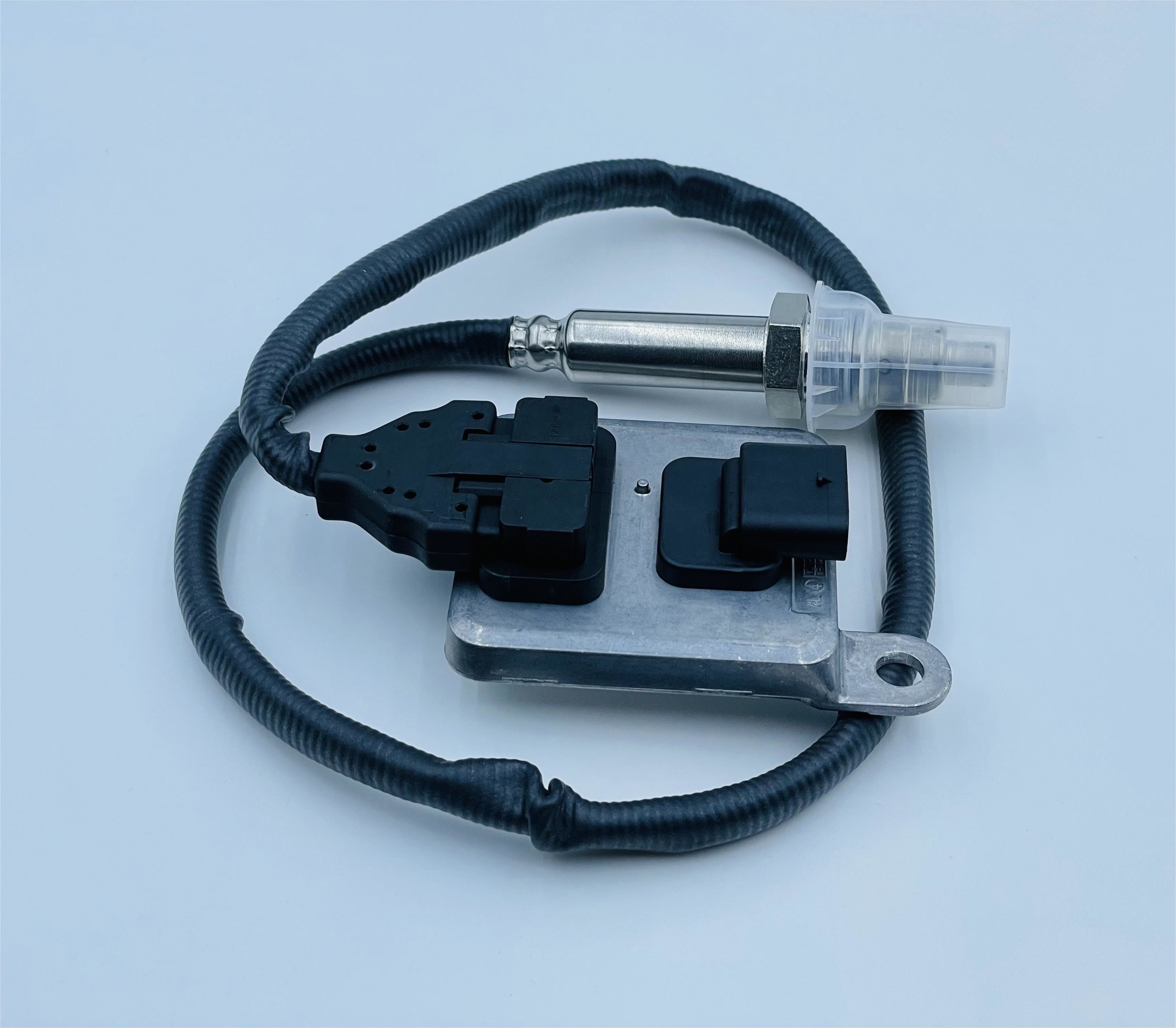 12V Nox Sensor For Mercedes W212 W222 OEM 5WK96681 A0009055100