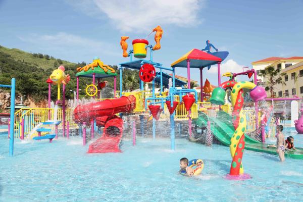 Fiberglass Kids' Water Playground inside water parks with water pump /