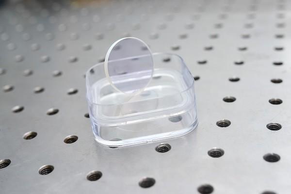 Laser IR / UV Optical Grade Glass CaF2 Window High Thermal Expansion Coefficient