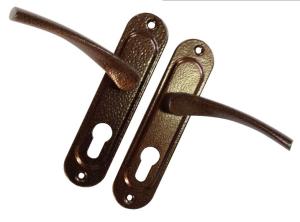 China Indoor Door Lock Handle Made of Metal in CP Finish Suitable for Indoor factory