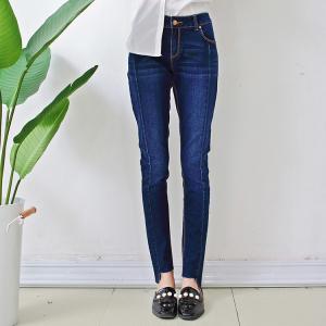 China Breathable, Fashion and Casual Zipper Fly women jeans denim factory