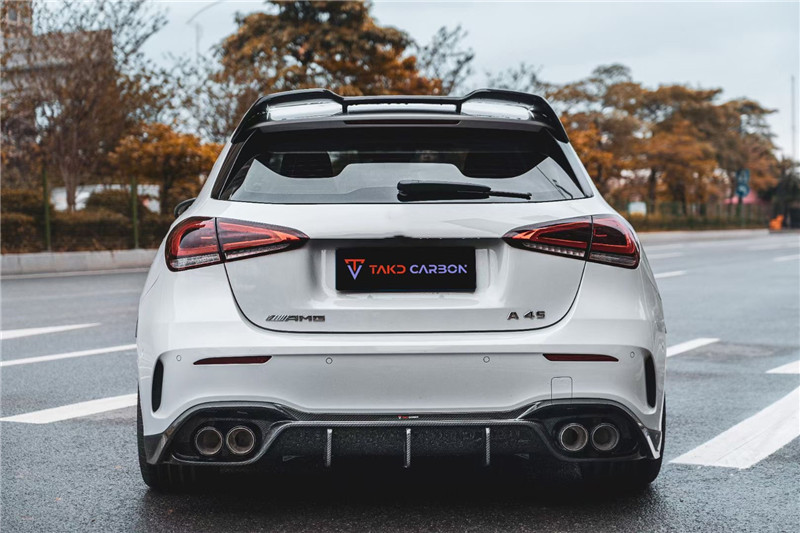 New Product Carbon Fiber Body Kit for Mercedes CLA45S W177 CLA45S W177 Carbon Fiber Front Shovel Diffuser Spoiler