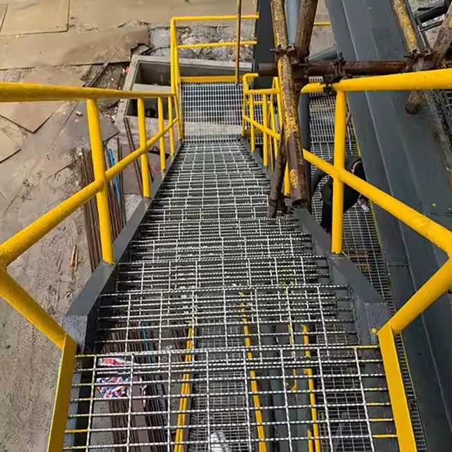 Catwalk Industrial Steel Grating Good Ventilation Press Welding Process