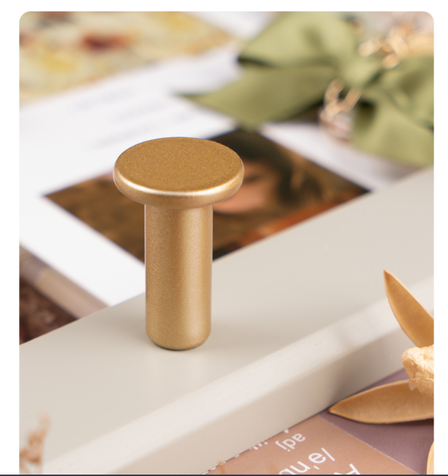 Heavy-Duty Clothes Hook Decorative Wall Mounted Clothes Hanger Decorative Hook Rack