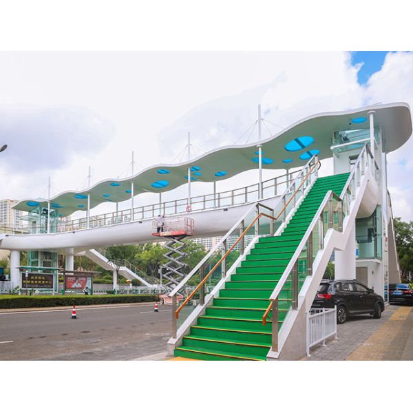 Prefabricated Steel Structure Pedestrian Overpass H Beam I Beam Customizable