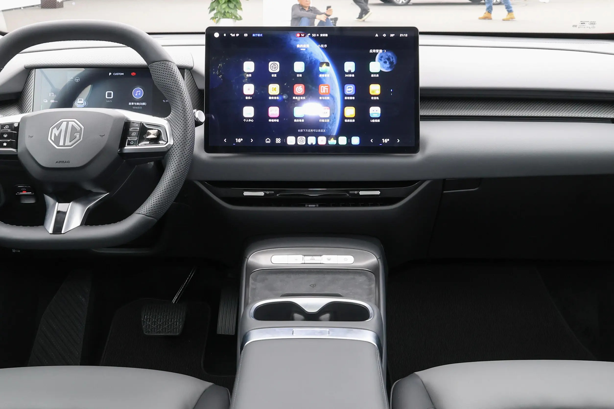 2025 Compact SUV 5 Door 5 Seats Single-speed Transmission Electric MG ES5 EV Car 525km EV Range Prepayment High Speed
