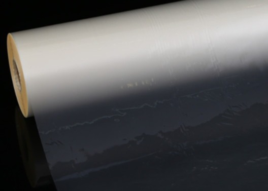 China 27 Micron precision-smooth vibrant-gloss BOPP surface-activated thermal-bond lamination film roll for packaging boxes‌‌ factory