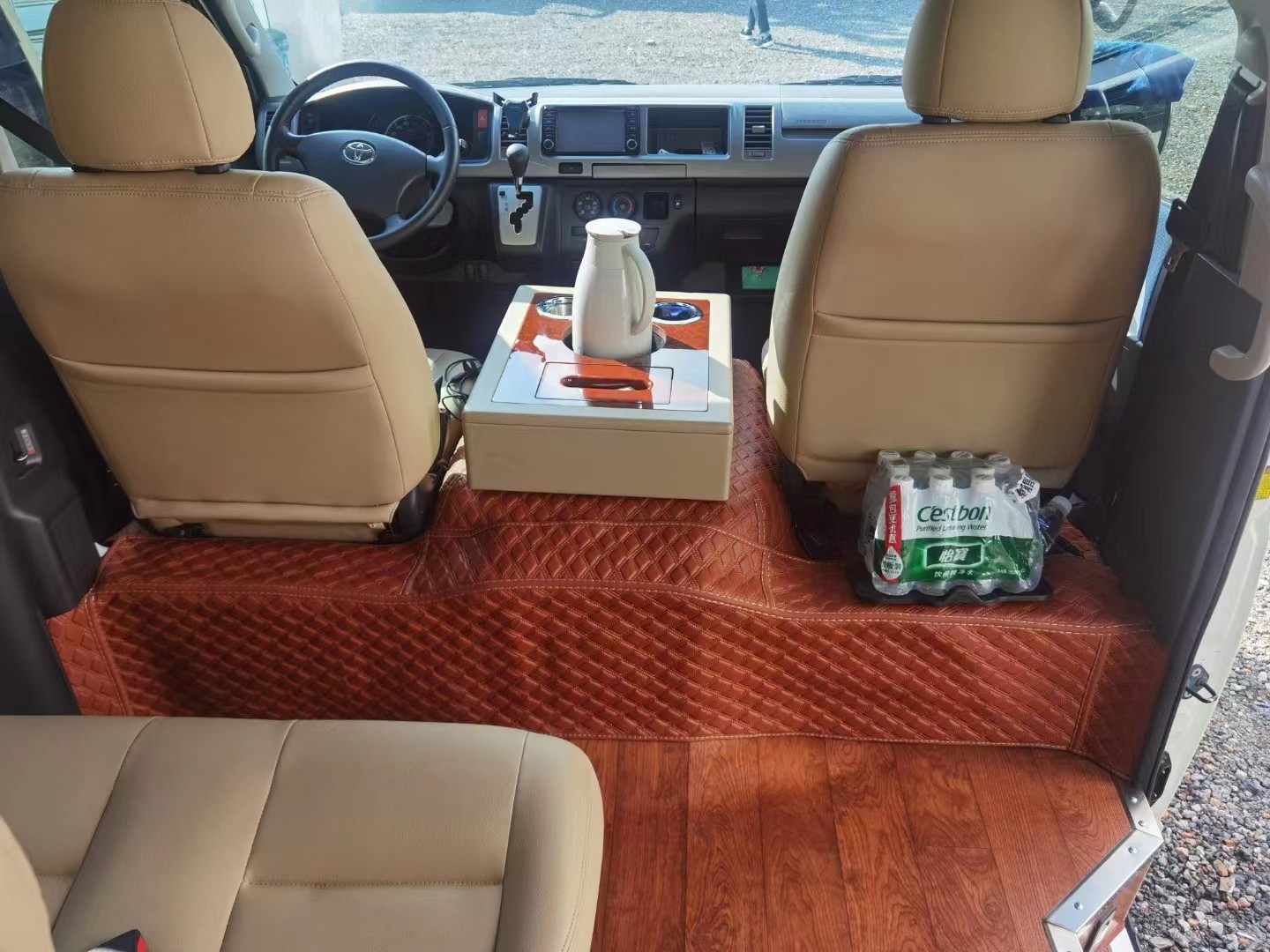 2017 Year 13 Seats Used Mini Bus Toyota Hiace With Gasoline Engine