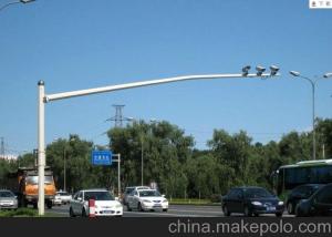 China 10m Galvanized Traffic Steel Light Poles With Durable / Single Arm , 600*600*20mm Baseplate factory
