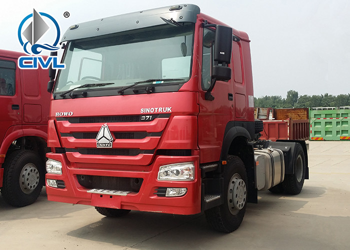 SINOTRUCK Terminal Tractor For Port With 5th Wheel Lifted Right Left Driving 4x2 266hp loading 50t-90t