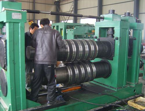 China PLC Automatic Aluminium Slitting Machine  ≥30mm Strip Width Medium Gauge factory