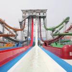 Large Aqua Park Equipment Outdoor Rainbow Waterslide For Adults