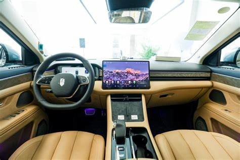 1.5T Large Electric Cars Petrol Electric Hybrid 200km/H HUAWEI AITO M7 SUV