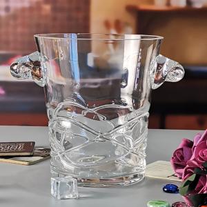 China Unique Handmade Whiskey Glass With Inlaid Eyes Design factory