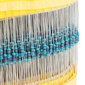 High Precision Passive Electronic Components DIP Type Metal Film Resistor