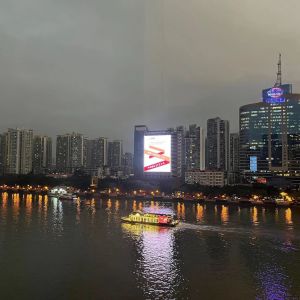 P15.625 Transparent Curtain Mesh Building Facade Advertising Video Wall Panel