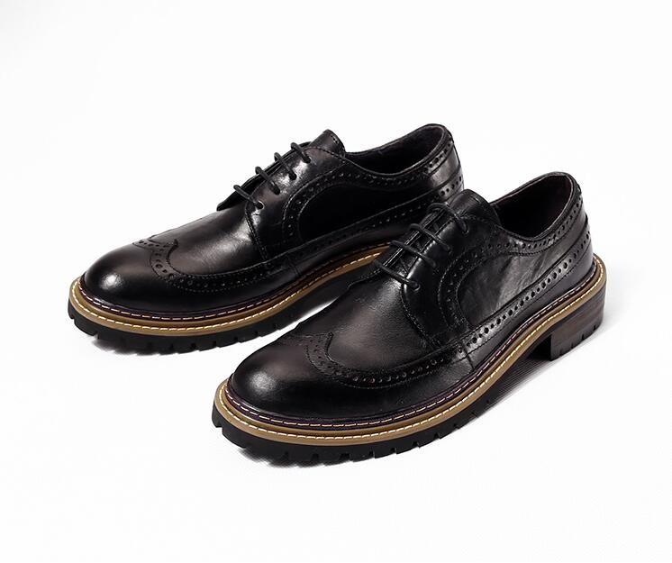 Men Flats Gommino Driving Shoes In Suede , Round Toe Mens Black Leather Loafer Shoes