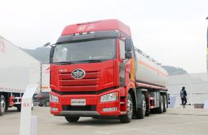 China Used Oil Trucks FAW J6P Big Tanker Fuel Truck 11.5 Meters Long 24 Cubic LHD/RHD factory