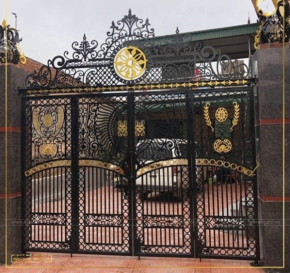 Affordable Wrought Iron Gates For House, Garden, Farm from Vietnam