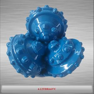 China 4 1/2 IADC637high quality tricone bit for water well/oil well factory