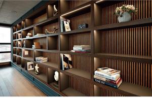 China FSC Wooden Grain Interior WPC Wall Panel Moisture Proof Customized Logo factory