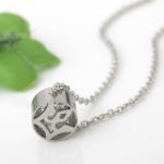 Queen′s Jewelry Fashion 316L Stainless Steel Silver Crown Pendant Necklace with