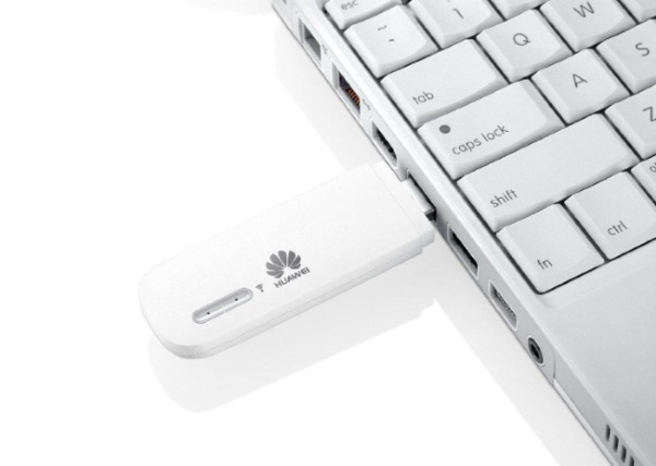 Unlocked Huawei E8131 3G USB Wireless 21.6Mbps WiFi Dongle Stick Modem Router