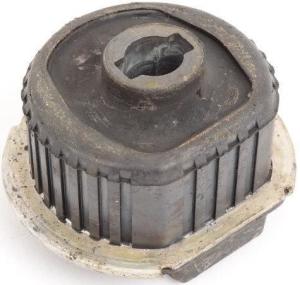 China 2033510942 Suspension Parts Control Arm Bushing factory