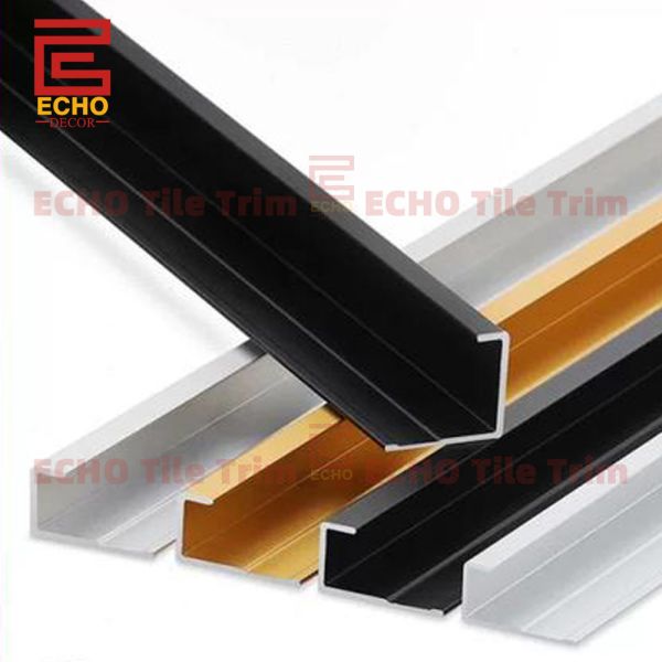 China Decorative Metal Panelling Top Trim For Interior PVC Wall Panel Trim factory