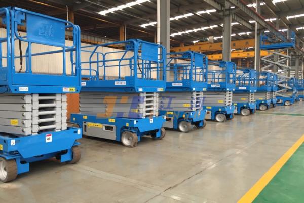3220KG Self Propelled Scissor Lift Hydraulic Lift Drive For Aerial Construction