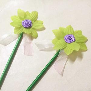 China 30cm Handmade Flowers From Fabric , Colorful Simple Fabric Flowers factory