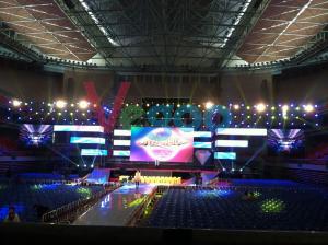 China Indoor P1.667 Commercial Advertising Led Display High Resolution Led Screen factory