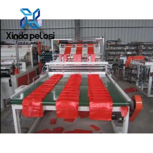 China Automatic Carry Bag Making Machine 220V Plastic Bag Cutting Machine With Auto Belt Conveyor factory