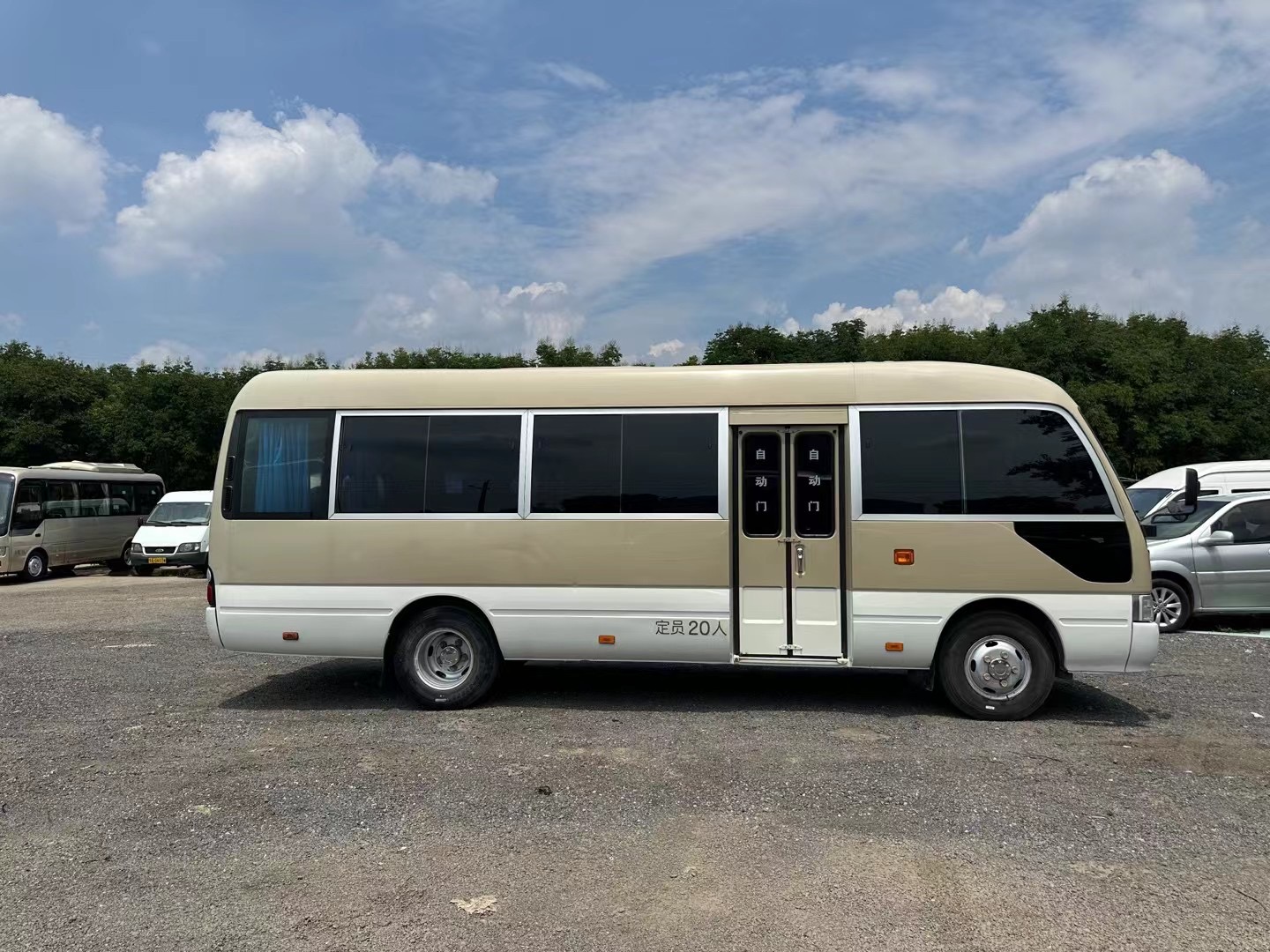 2018 Used Toyota Coaster Bus 6GR Engine 20 Seats Mini Bus Euro 3 Emission Standard