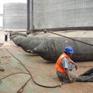 China Durable Floating Ship Launching Marine Rubber Airbag factory