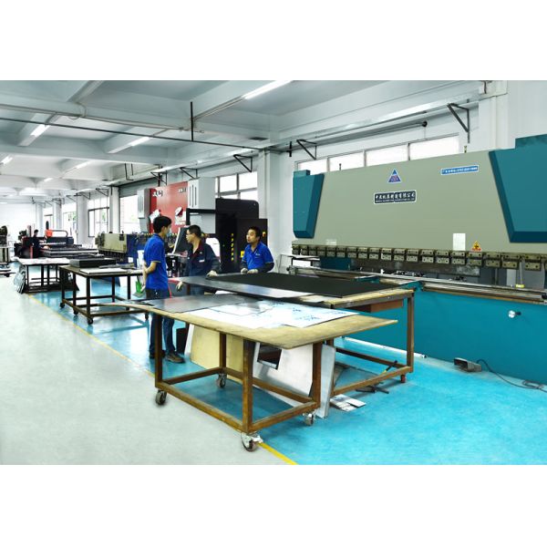 Vertical Laminar Clean Bench